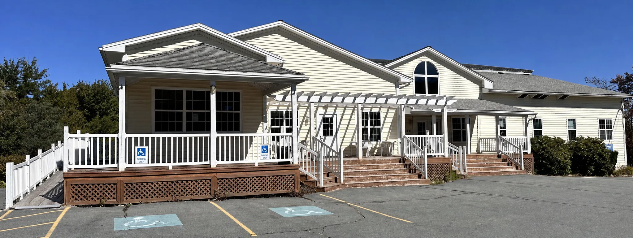 Exterior view of Vineyard Church Halifax in Middle Sackville